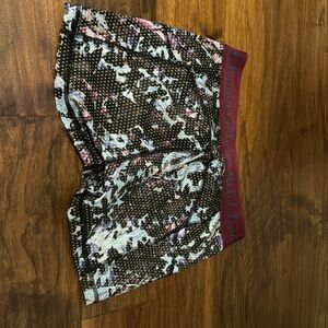 Rare lululemon biker shorts